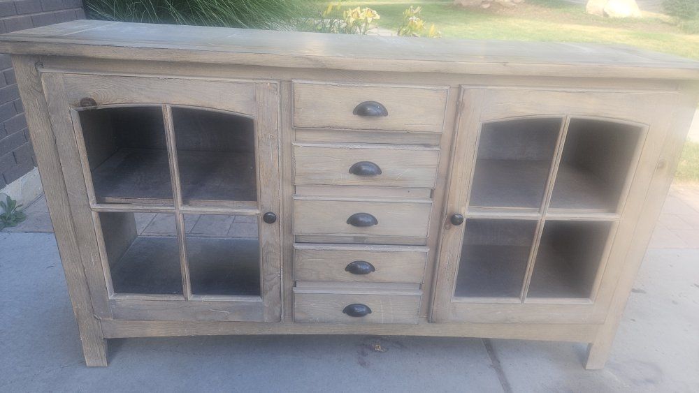 Rustic Farmhouse Style Console Table/Sideboard with Glass Doors & 5 Drawers