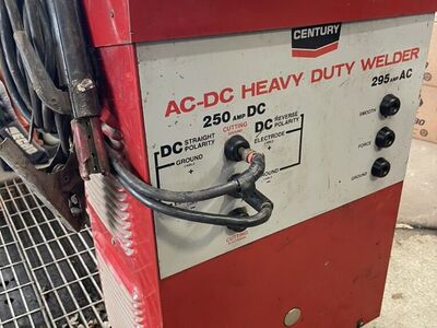 Stick Welder Century HD AC-DC w/ Leads
