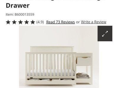Graco Shiloh 5-in-1 Convertible Crib and Changer with Storage Drawer