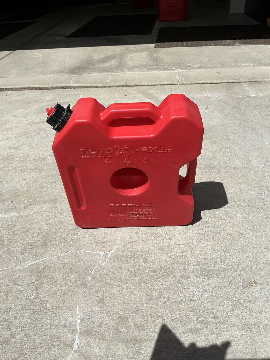 Roto Pax 3 Gallon Fuel Container