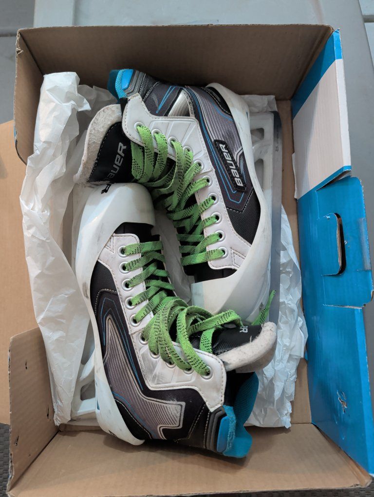 Goalie Skates size 6