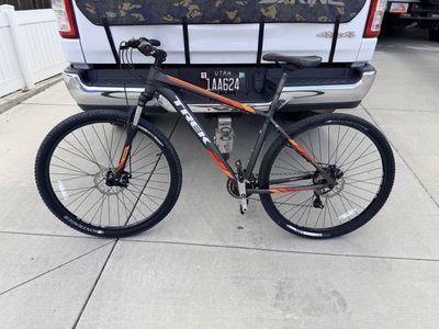 Trek Marlin 5 Mountain Bike