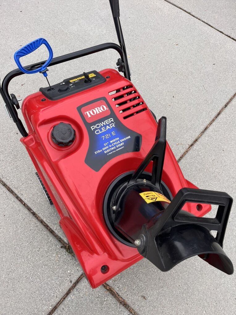 Toro Power Clear SnowBlower