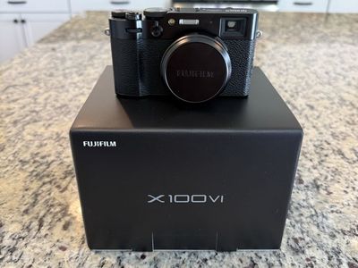 Fujifilm X100VI Digital Camera Black Brand New
