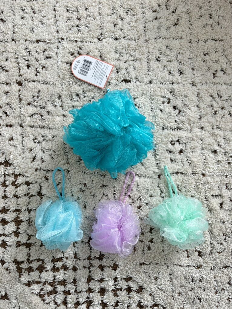 Shower Loofahs