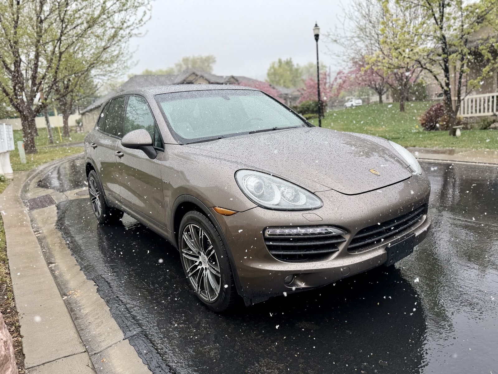 2011 Porsche Cayenne S Hybrid