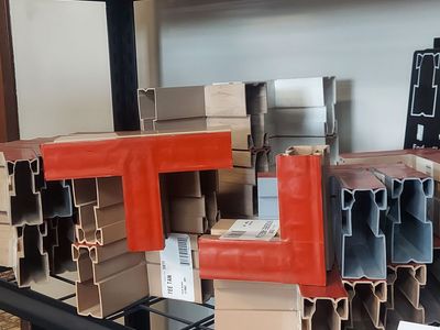 DRAIN CONNECTIONS AND ACCESSORIES
