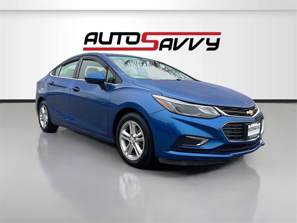2017 CHEVROLET CRUZE LT Auto