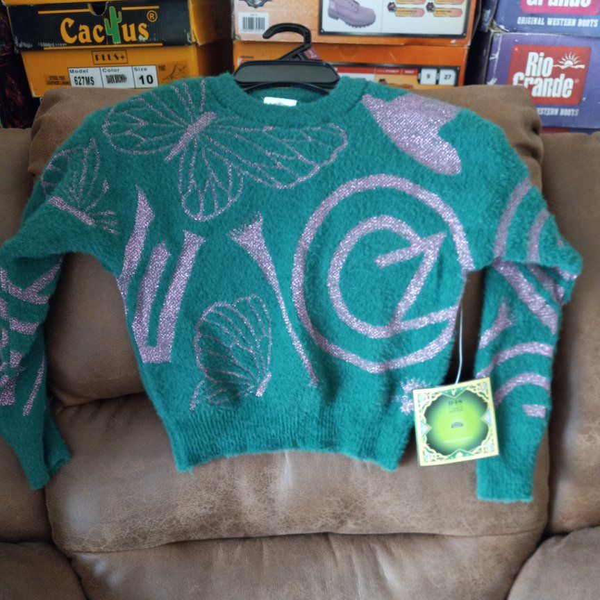 woman sweaters