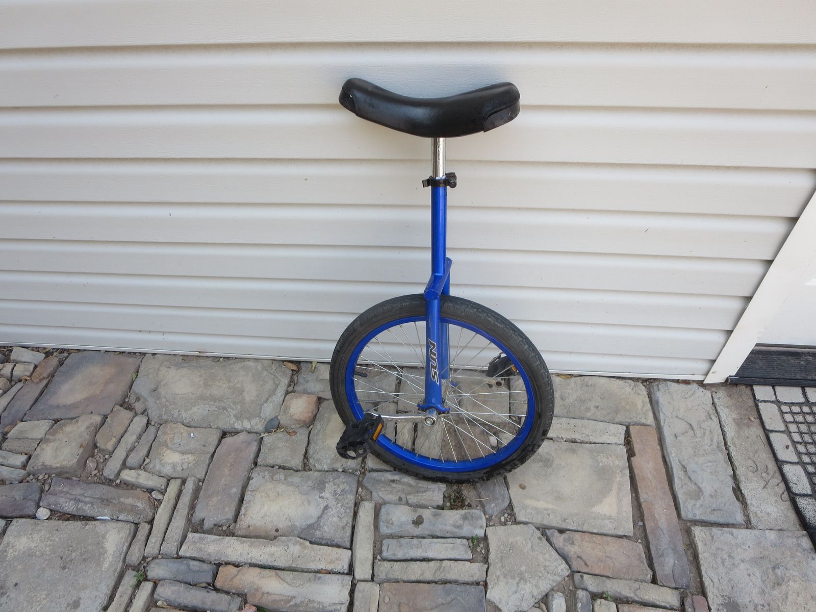 20" Sun Bicycles Blue Unicycle with Adjustable Seat Post