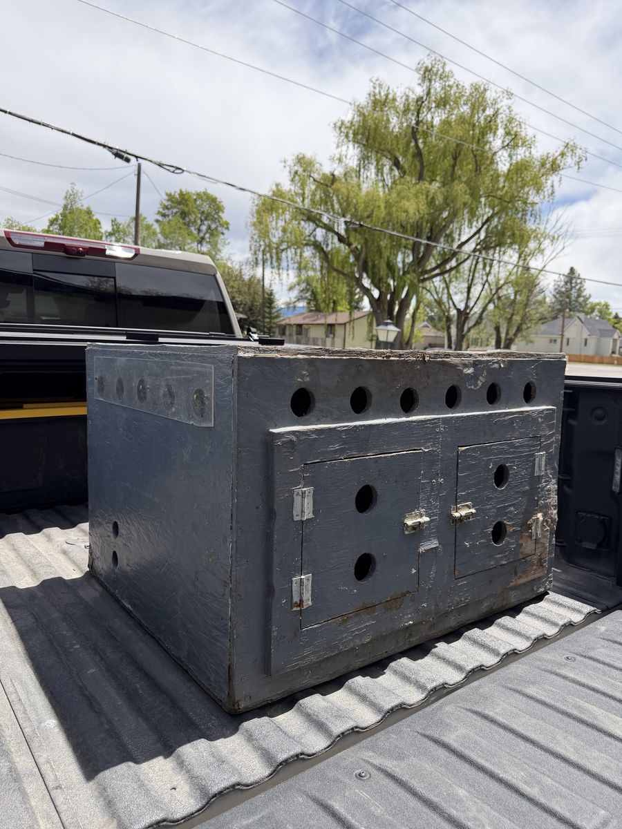 Dog Box