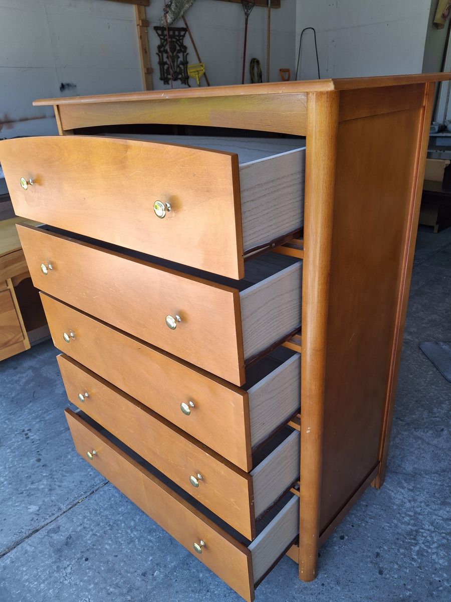 tall pine wood natural stain 5 drawers dresser/jmay