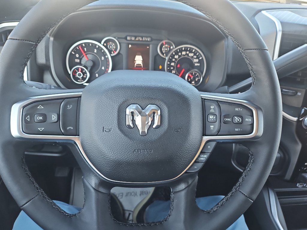 Main image 13