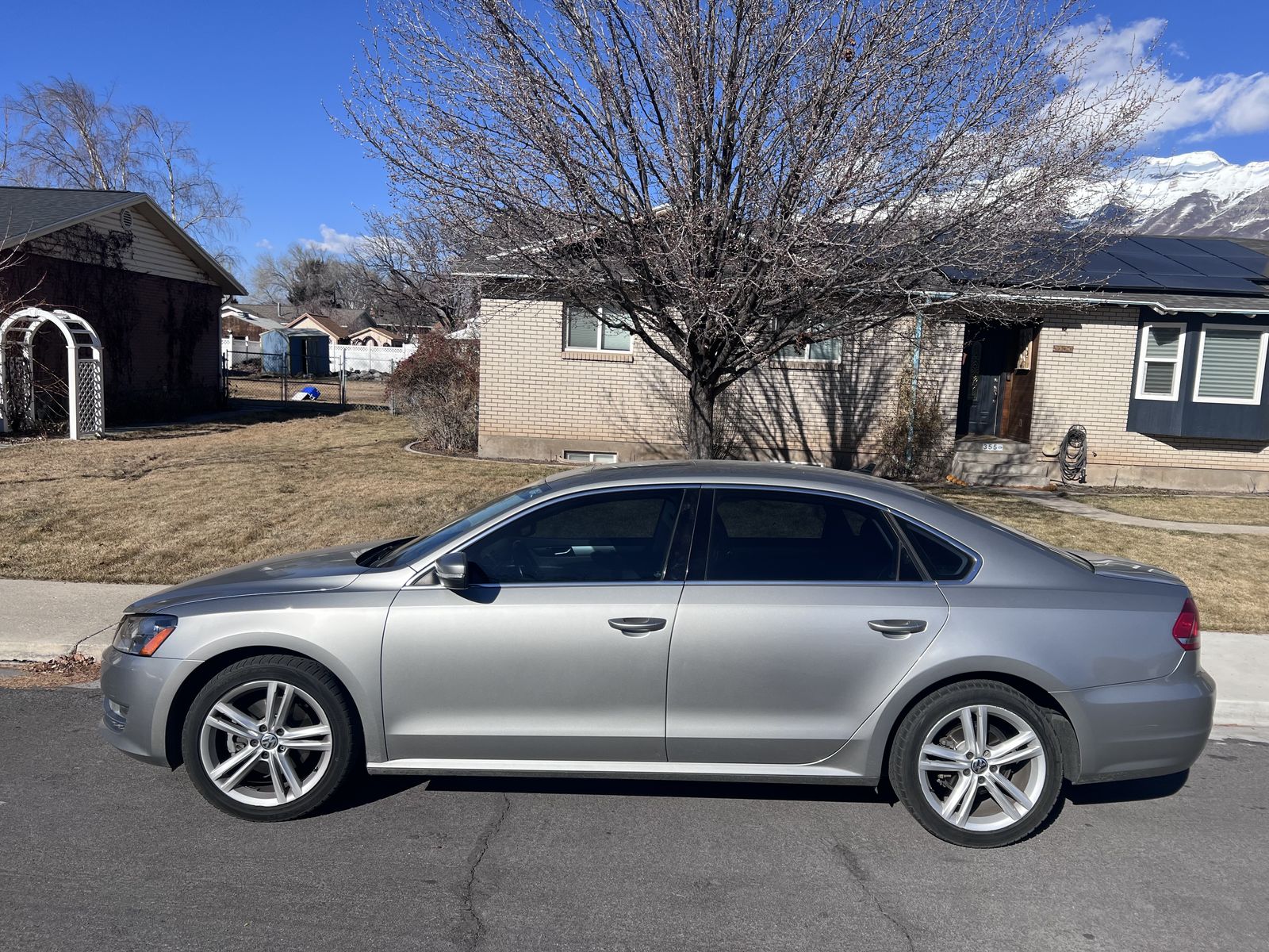 2013 Volkswagen Passat V6 SE