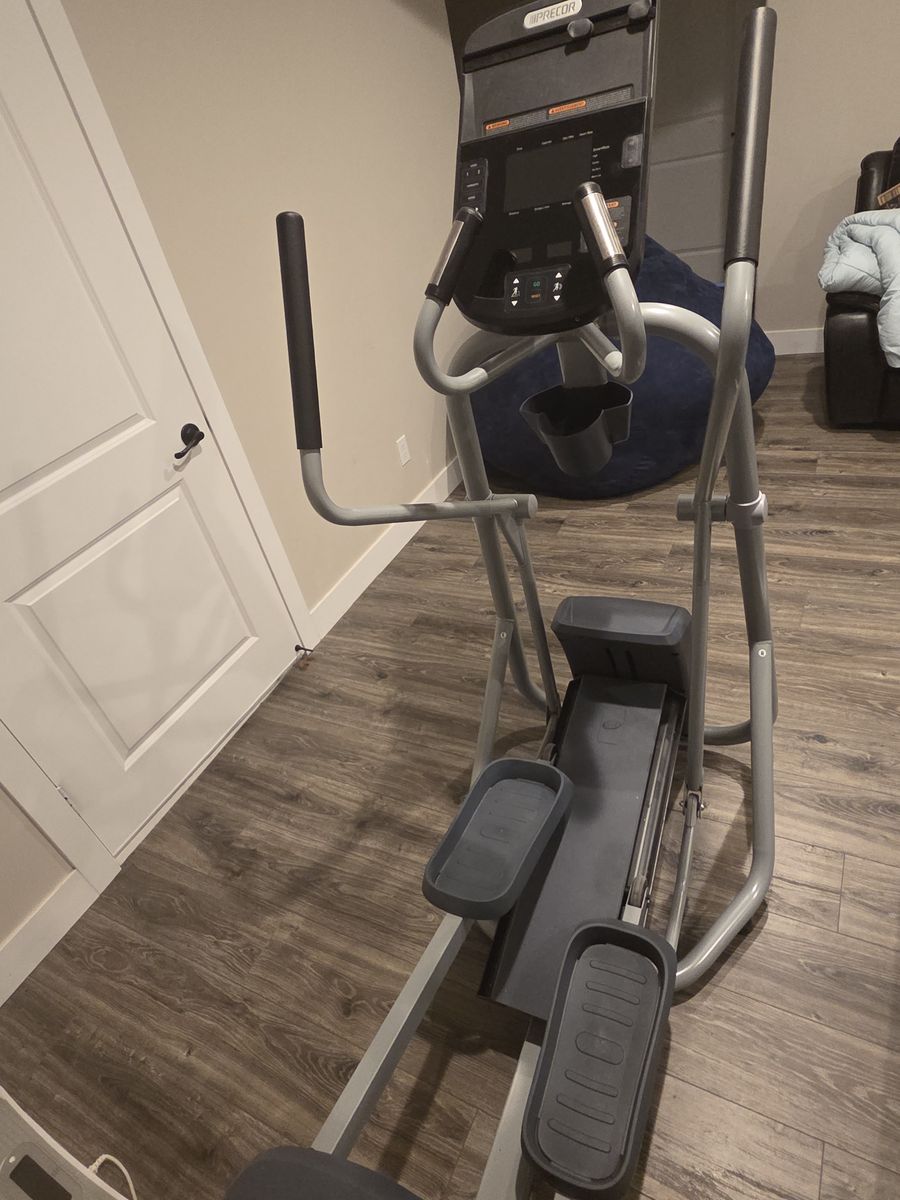 Precor elliptical