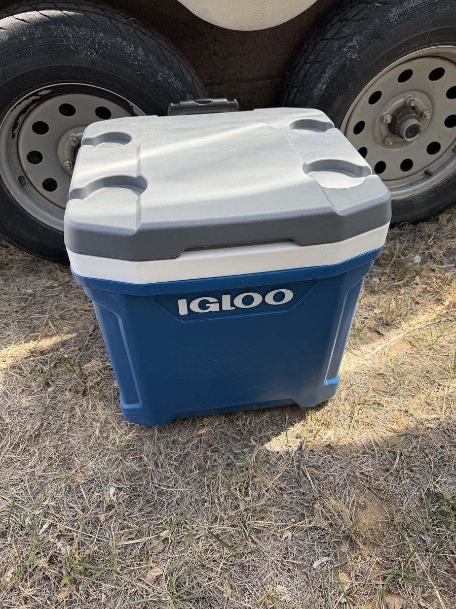 Igloo cooler