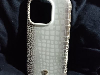 Velvet Caviar iPhone 13 Pro Max Crocodile Pattern Phone Case White/Brown