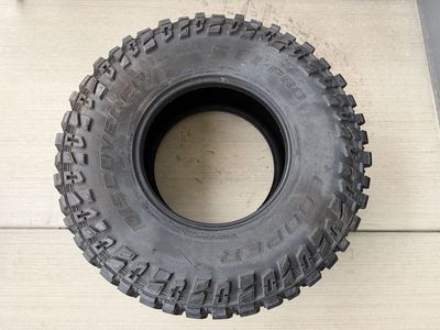 Cooper Discoverer STT Pro Tire 37x12.50R17 - Full Tread, Nov 2021 Mfg Date