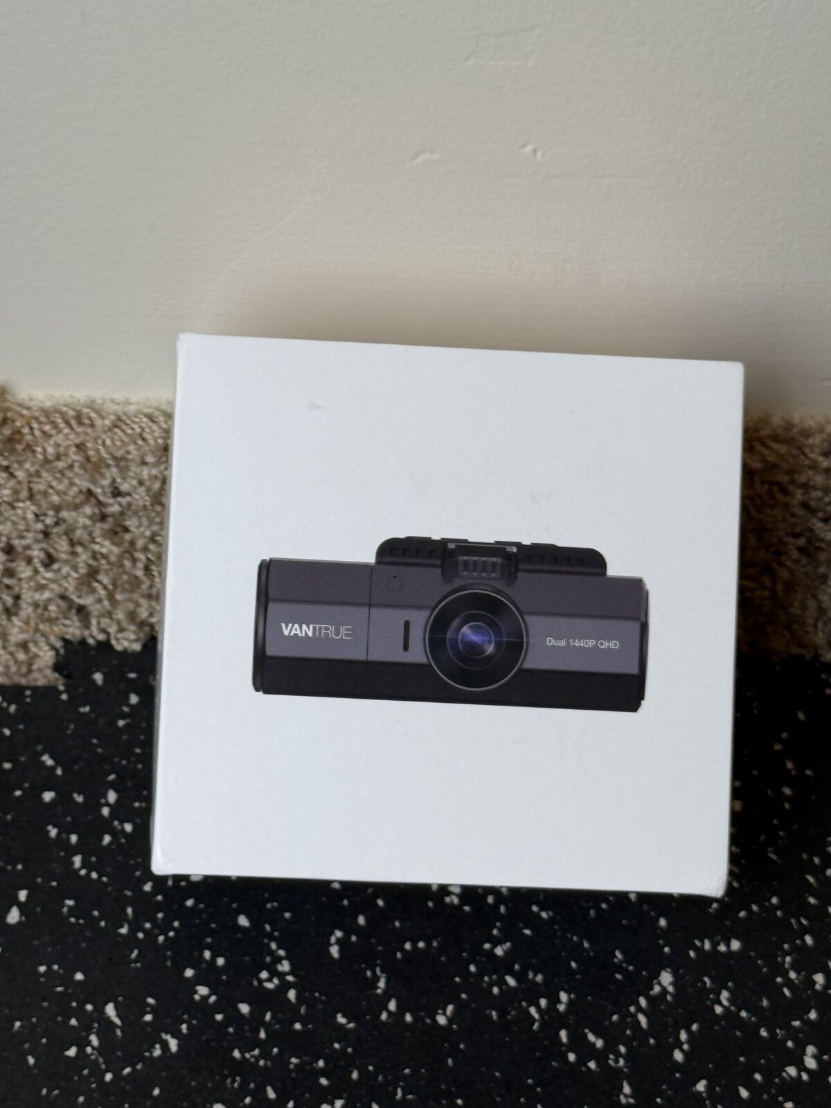 Vantrue Dual 1440P QHD Dual Camera Dashcam