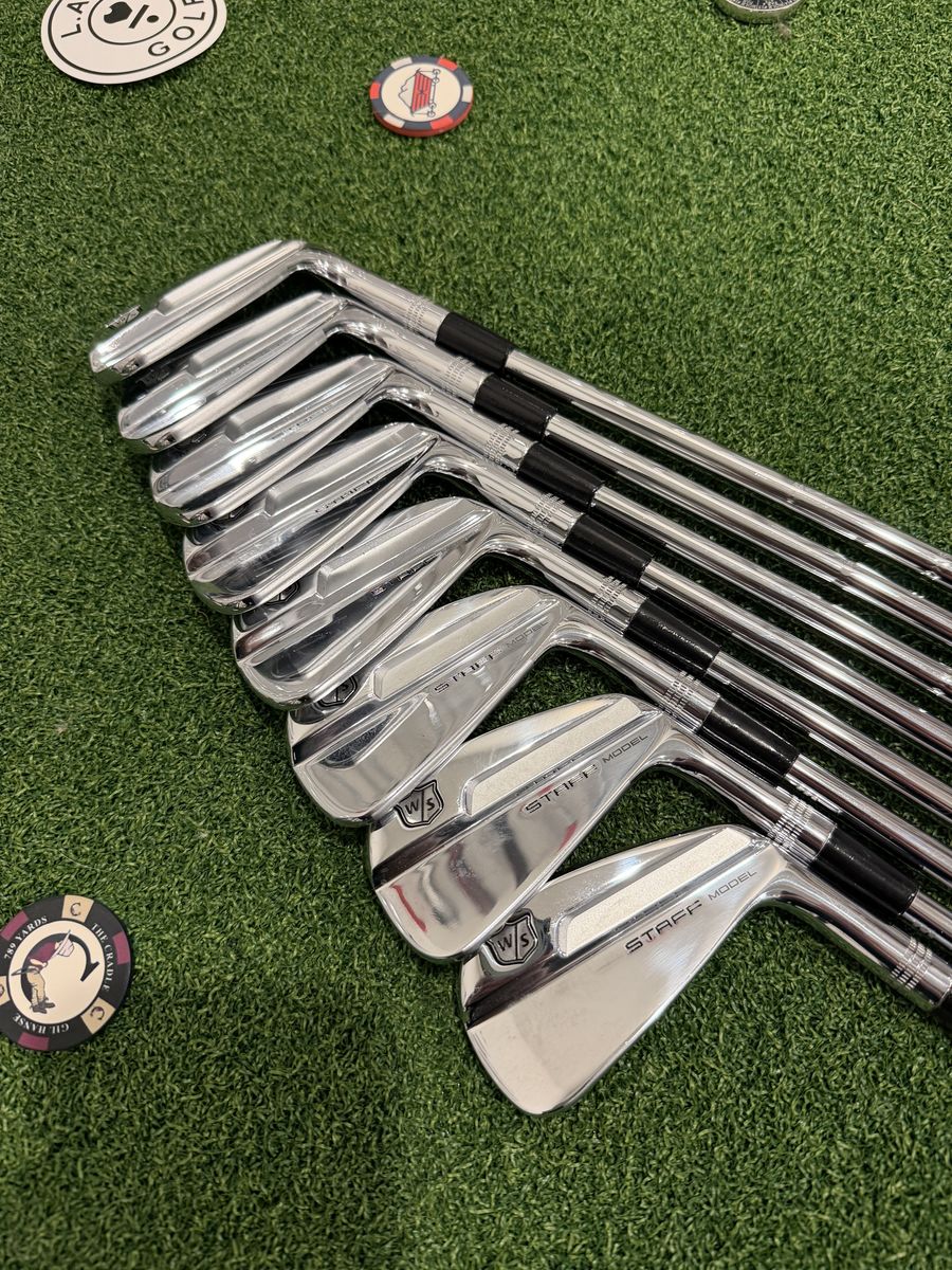 Wilson Staff Blade Iron Set 3-PW Dynamic Gold 120 X100 Extra Stiff Excellent