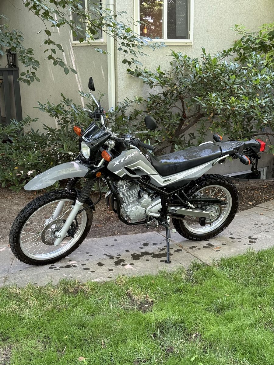 Yamaha XT250 Dual Sport Motorcycle - Excellent Condition, Low Mileage, Ready for Adventure