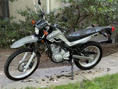Yamaha XT250 Dual Sport Motorcycle - Excellent Condition, Low Mileage, Ready for Adventure