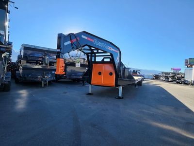 2026 RawMaxx 40' FDXD Gooseneck 25.9K with Hydraul