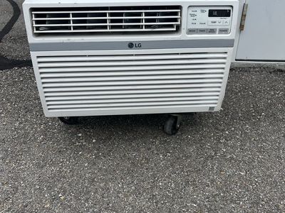 LG Window Air Conditioner
