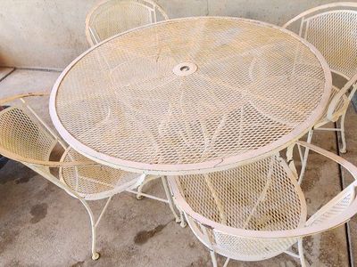 Wrought Iron Vintage patio table set