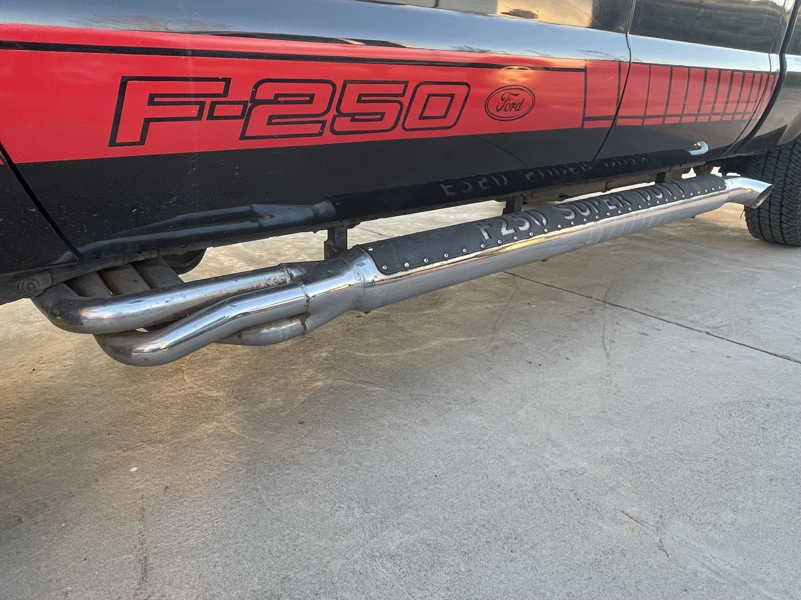 99-16 Ford F250/350 Custom Exhaust Running Boards