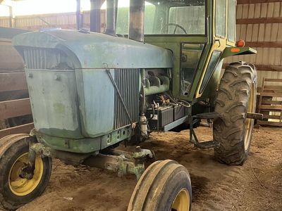 John Deere 4020