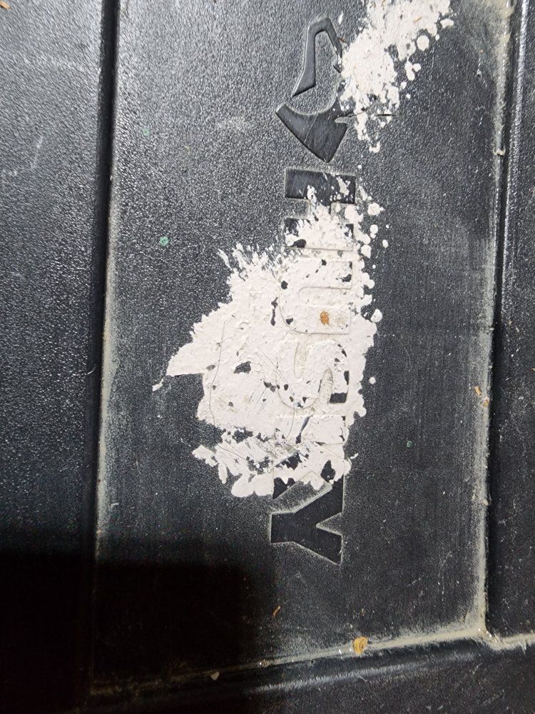 Main image 3