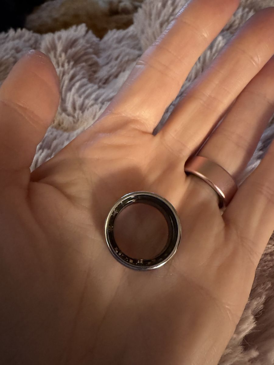 Smart Fitness Tracking Ring