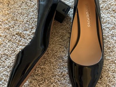 Wanderers Kitten Heels Black 9.5