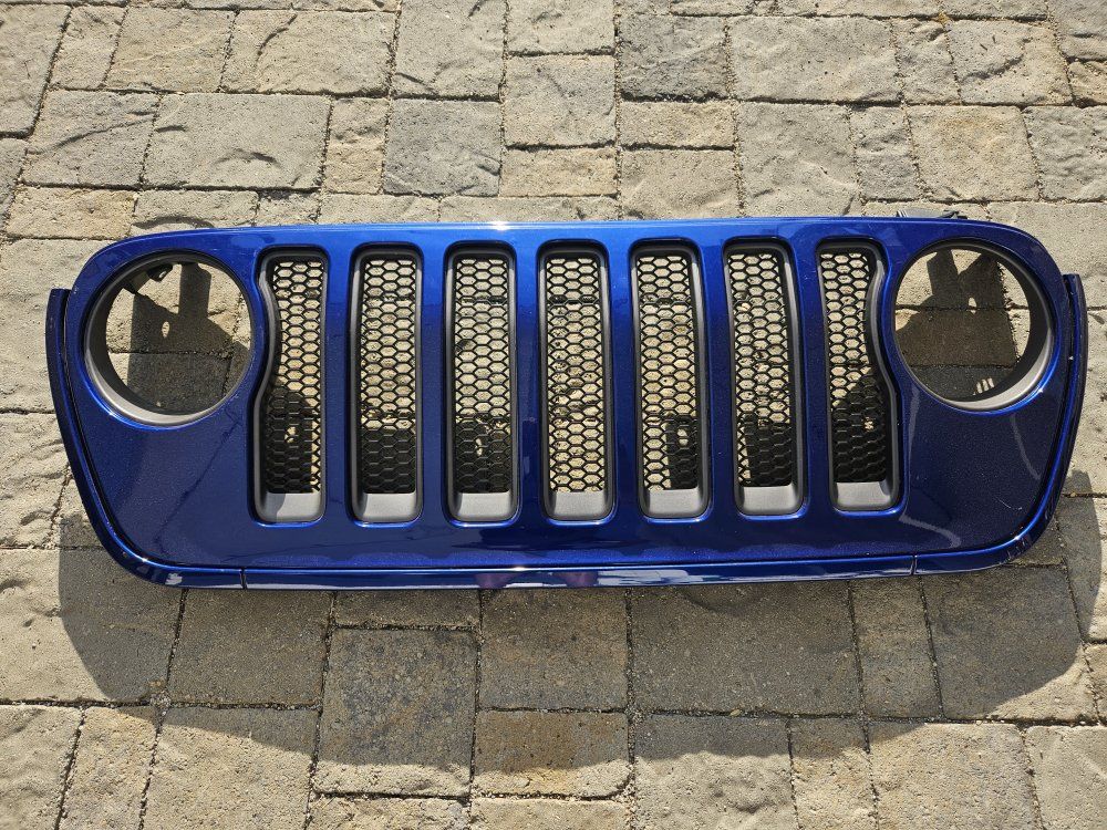OEM Jeep JL Rubicon Wrangler Grill (Ocean Blue)