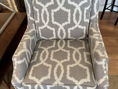 Bassett Showroom Chair. Priced to Sell
