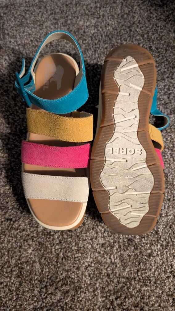 Sorel colorful platform sandals size 6