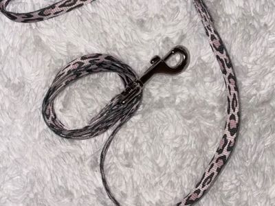 Pink Leopard Print Pet Leash with Metal Snap Clip