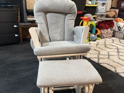 Rocking chair