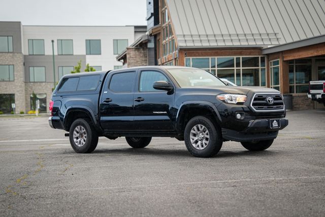 2016 TOYOTA TACOMA SR5