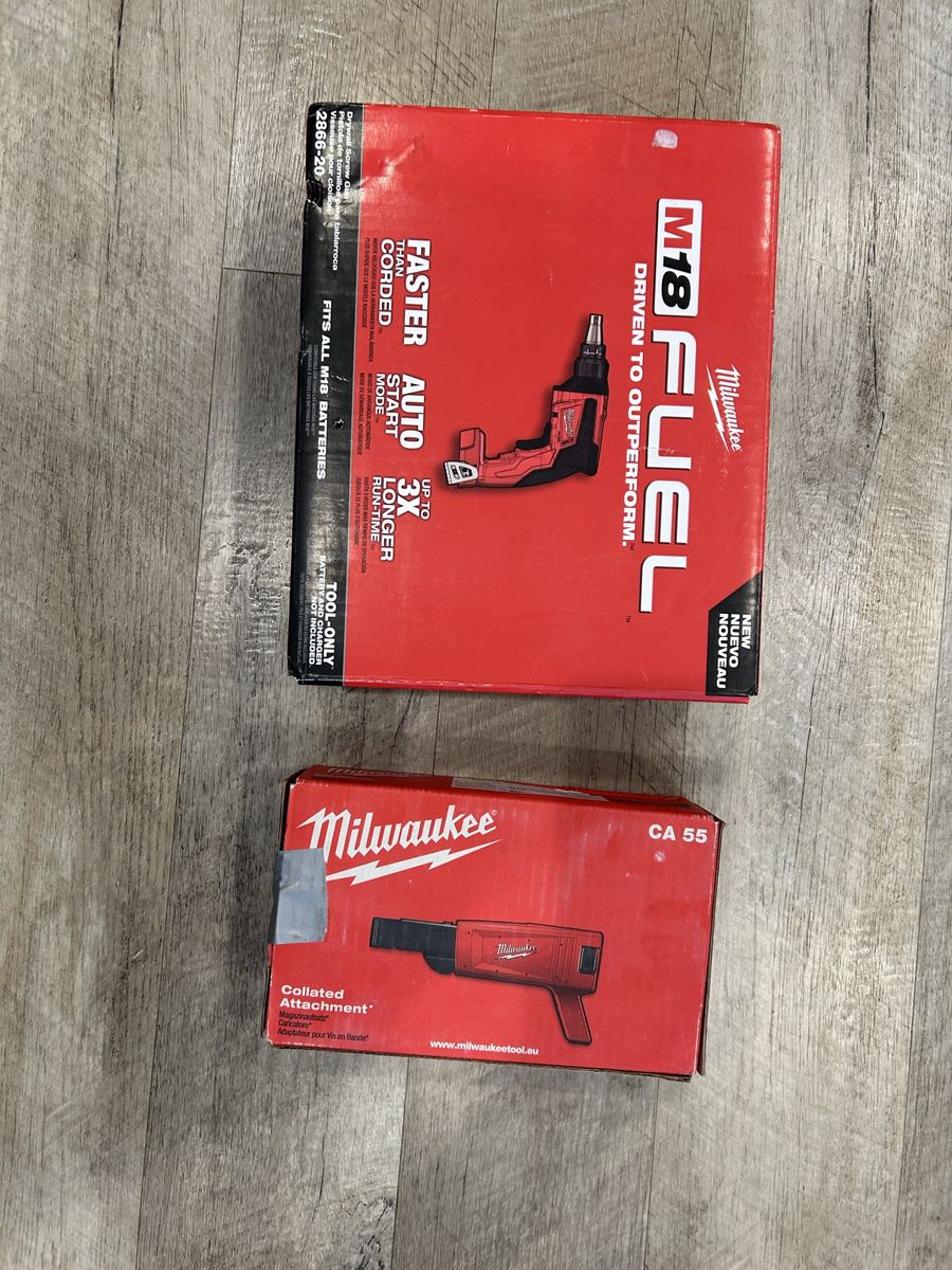 Milwaukee M18 FUEL Drywall Screw Gun with CA 55 Collated Attachment