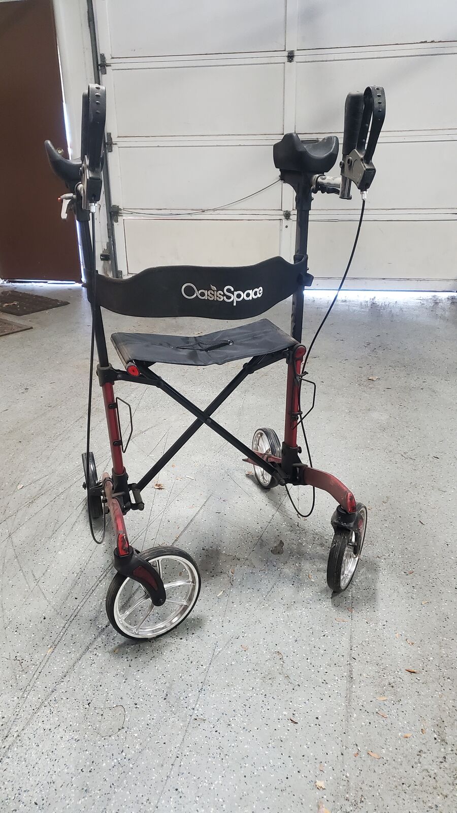 Upright 4-Wheeled Walker