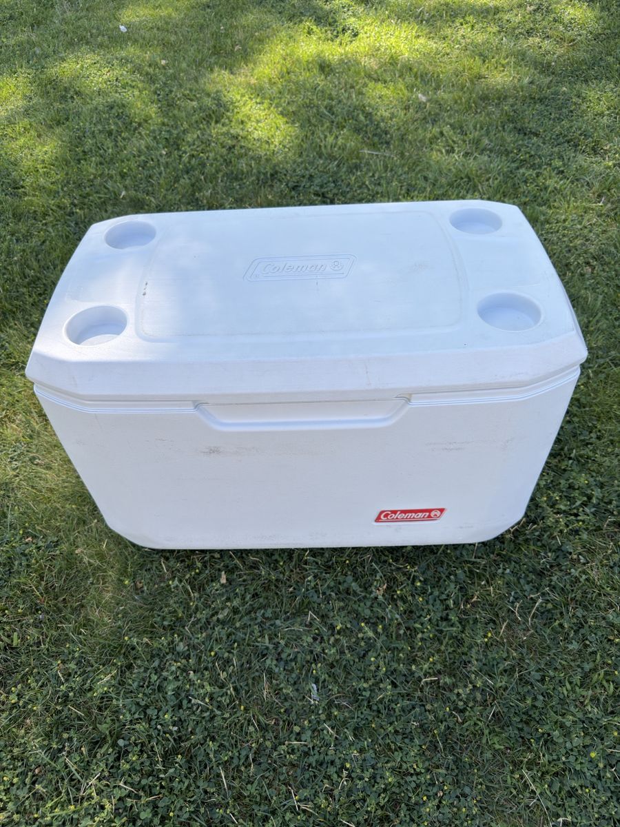 Coleman 60QT marine Cooler - White, Insulated with Cupholders