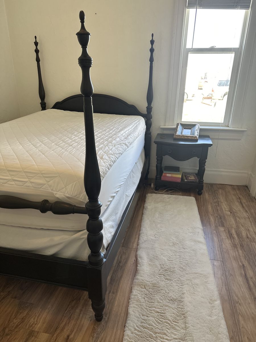 Antique Full Bed