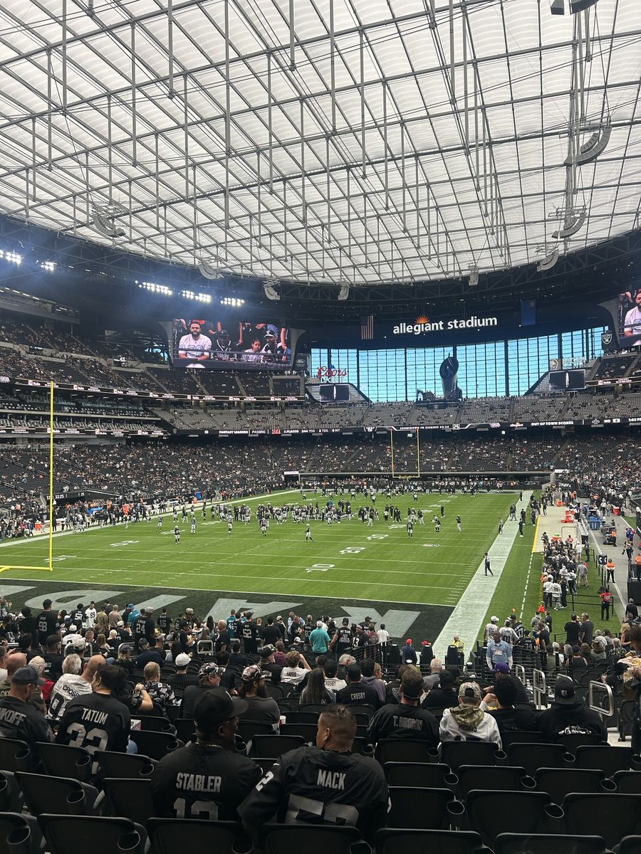 Raiders vs Rams