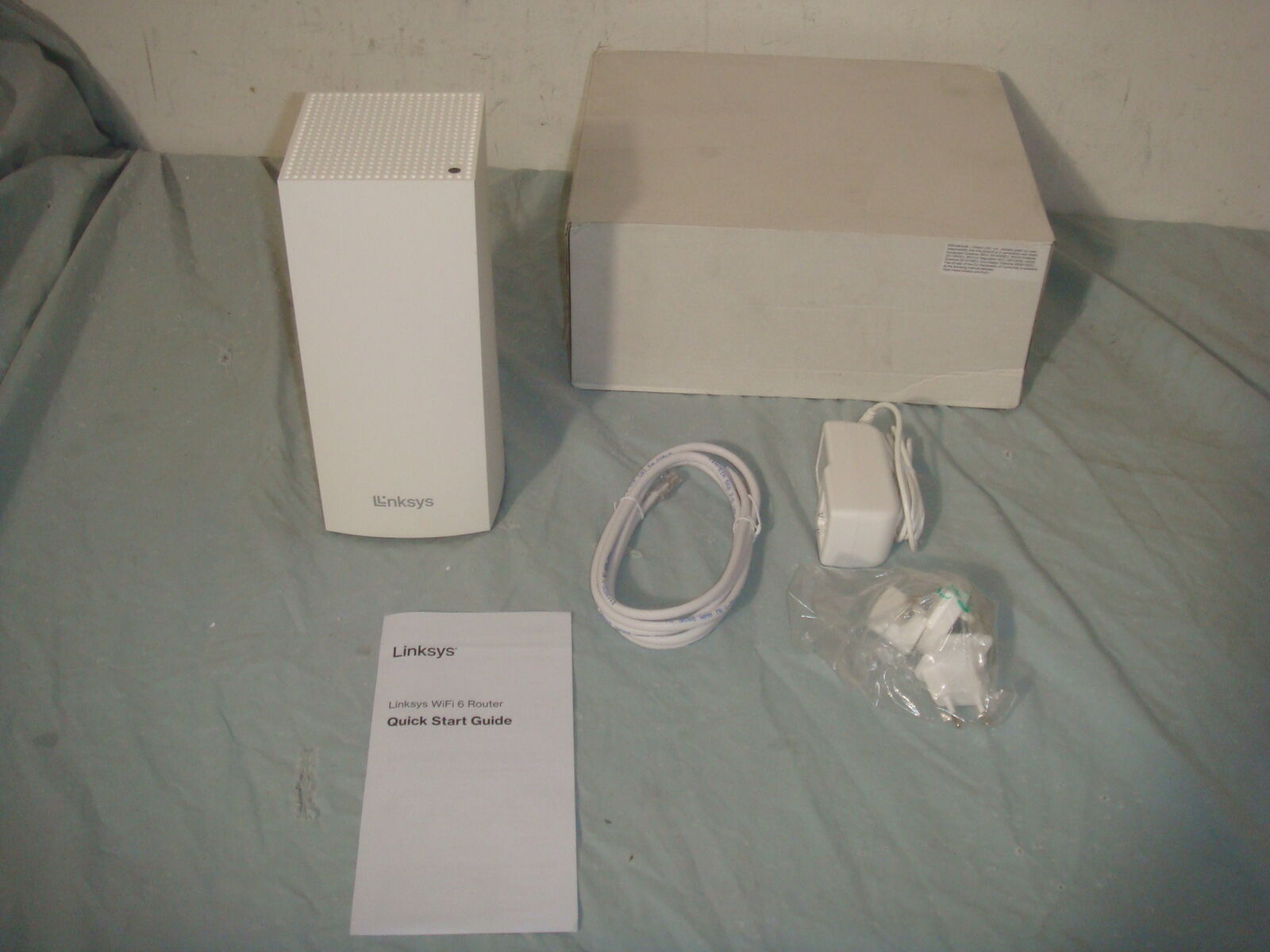 Linksys HomeWRK LN1301 Mx4300 Tri-band Wi-fi 6 4.2Gbps Router White w AC/CAt 5 cable