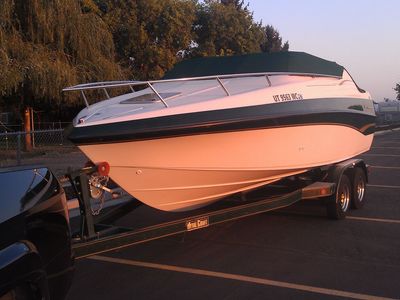 1997 Crownline CCR 210 Cuddy cabin