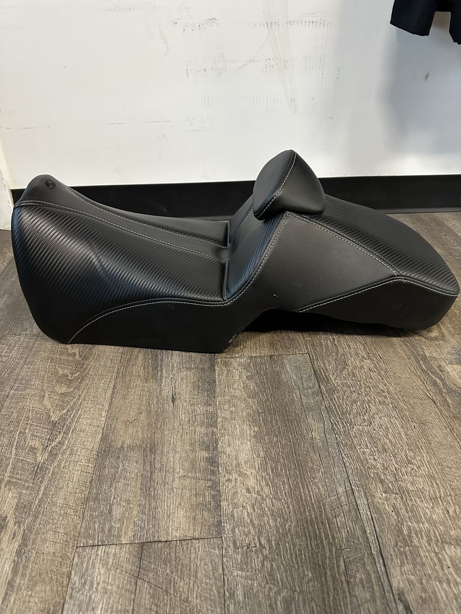 Pan America saddleman seat