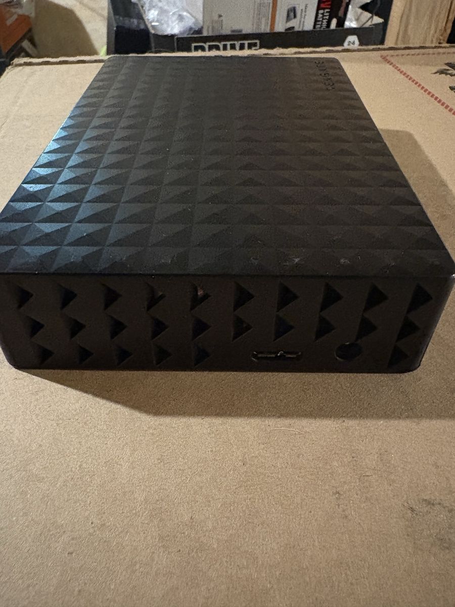 Seagate Expansion Desktop Drive 8TB External Hard Drive - Black