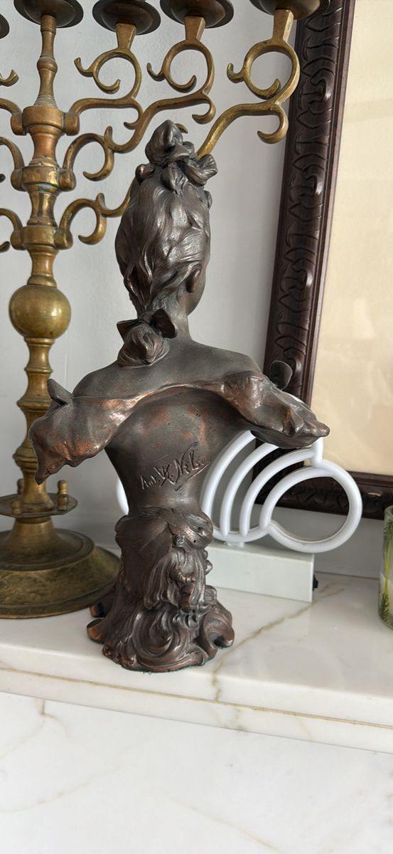 Main image 3